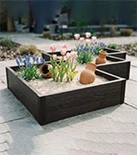  Готовые  клумбы из ДПК 